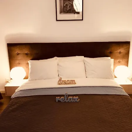 Minulescu 39 Aparthotel Bukarest