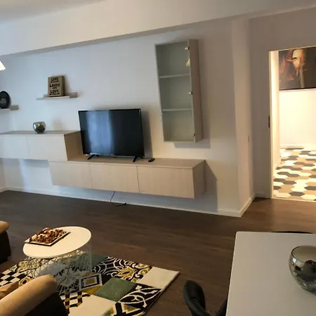 Minulescu 39 * Bükreş