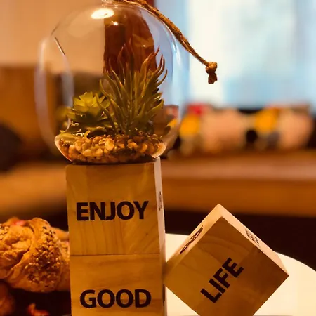 Minulescu 39 Hotel apartamentowy *