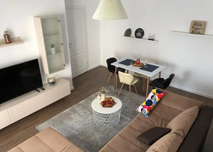 Lejlighedshotel Minulescu 39 *